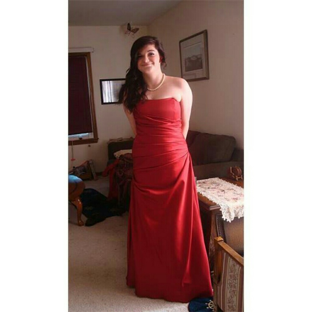 Red prom dress